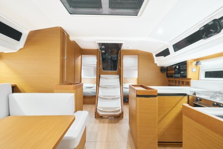 Jeanneau Sun Odyssey 440 - 4 cab. Nymeria