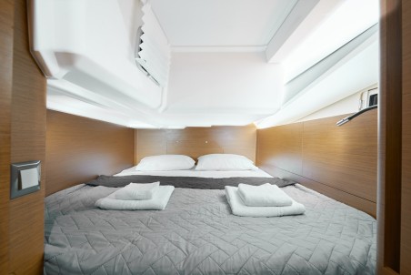 Jeanneau Sun Odyssey 440 - 4 cab. Nymeria