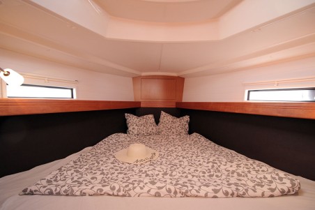 Bavaria Yachtbau Bavaria Cruiser 37 - 3 cab. Black Pearl