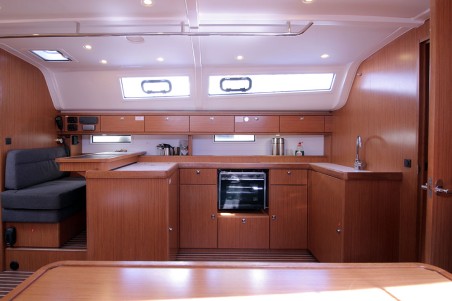 Bavaria Yachtbau Bavaria Cruiser 51 Firewall