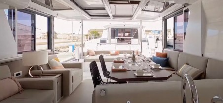 Catana Group Bali 4.2 - 4 + 2 cab. Persona Grata