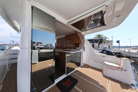 Greenline Yachts Greenline 33 Mozart
