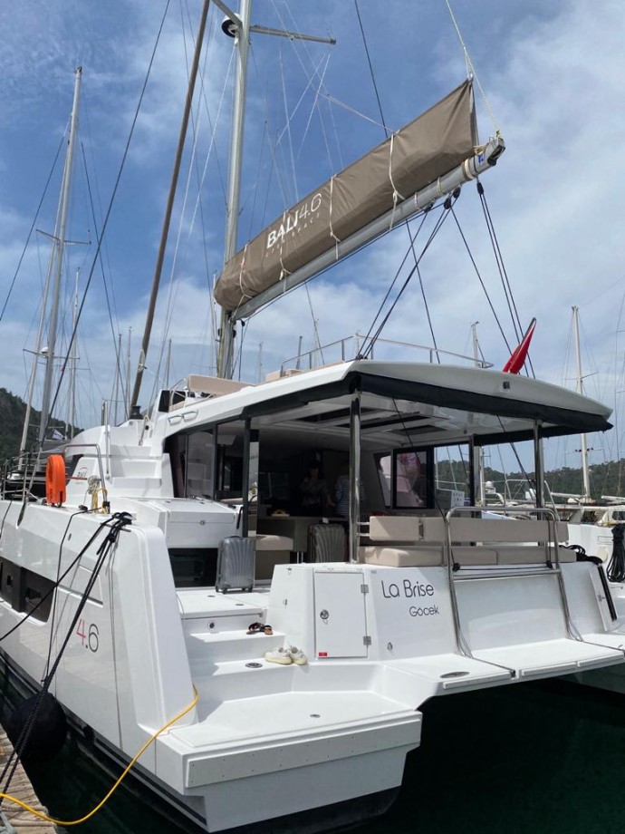 Catana Group Bali 4.6 - 4 + 1 cab. La Brise
