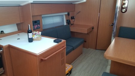 Bavaria Yachtbau Bavaria C42 Fiesta
