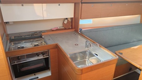 Dufour Yachts Dufour 360 GL - 3 cab. Gracia