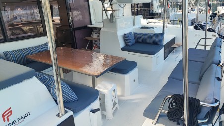 Fountaine Pajot Fountaine Pajot Astrea 42 - 4 + 2 cab. Reina