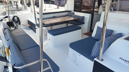 Fountaine Pajot Fountaine Pajot Astrea 42 - 4 + 2 cab. Reina