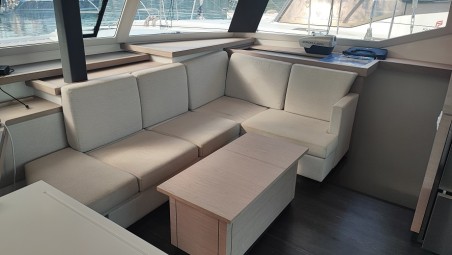 Fountaine Pajot Fountaine Pajot Astrea 42 - 4 + 2 cab. Reina