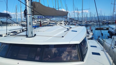 Fountaine Pajot Fountaine Pajot Astrea 42 - 4 + 2 cab. Reina