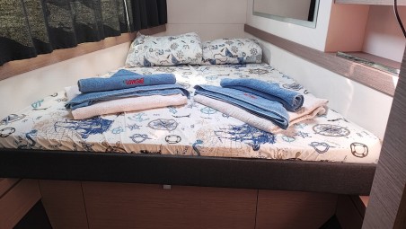 Fountaine Pajot Fountaine Pajot Isla 40 - 4 + 1 cab. Blue Orion