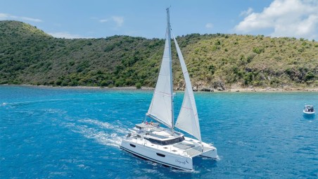 Fountaine Pajot Fountaine Pajot Tanna 47 - 5 + 1 cab. Blue Angel