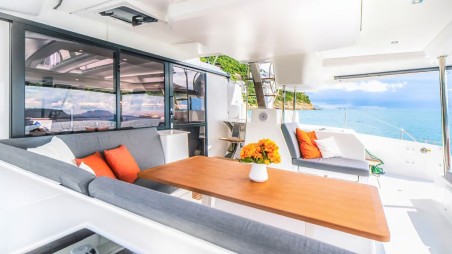 Fountaine Pajot Fountaine Pajot Tanna 47 - 5 + 1 cab. Blue Angel