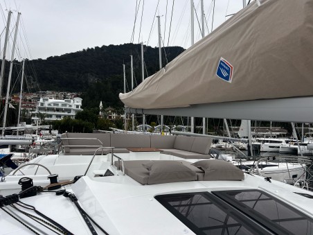 Fountaine Pajot Fountaine Pajot Tanna 47 - 5 + 1 cab. Blue Angel