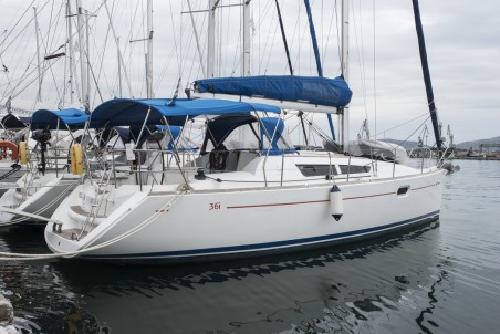 Jeanneau Sun Odyssey 36i Izella