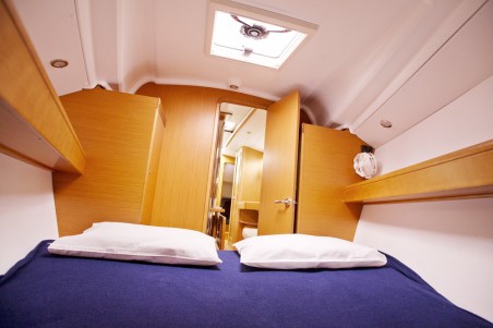 Jeanneau Sun Odyssey 36i Izella