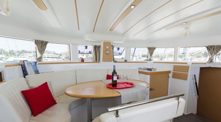 Lagoon-Bénéteau Lagoon 380 - 4 + 2 cab. Bellevue