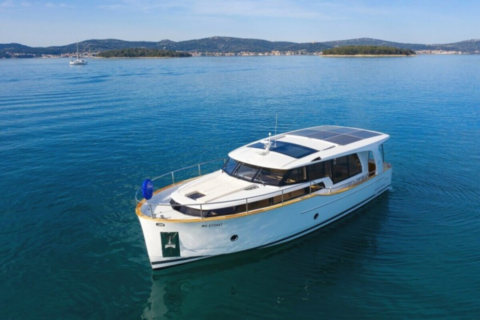 Greenline Yachts Greenline 40 Lady Elma