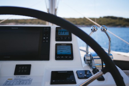 Lagoon-Bénéteau Lagoon 51 OW - 4 + 1 cab. Catwalk