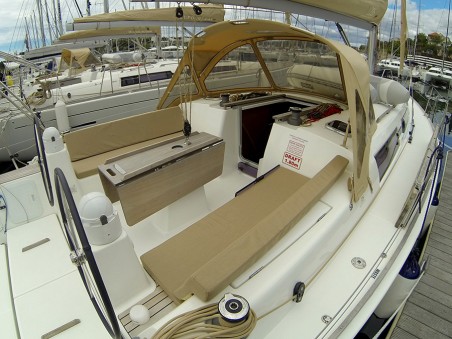Dufour Yachts Dufour 335 GL Lara