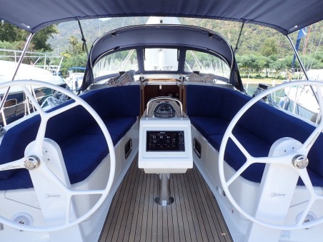 Bavaria Yachtbau Bavaria Cruiser 41 - 3 cab. Cadenza