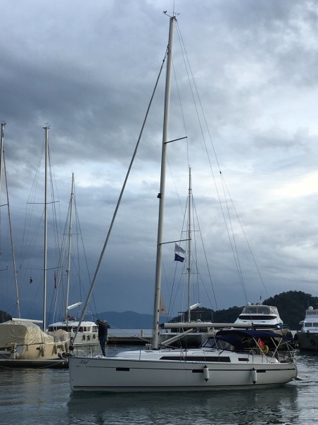 Bavaria Yachtbau Bavaria Cruiser 41 - 3 cab. Lal