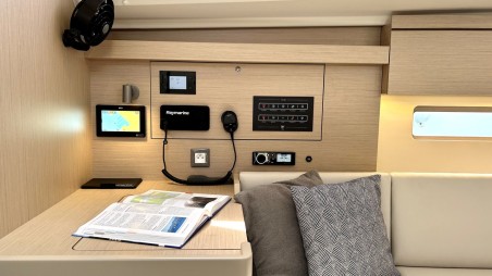 Bénéteau Oceanis 40.1 Valkyrie