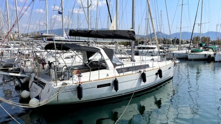 Beneteau Oceanis 41 | Yacht Charter Greece | Travelboat