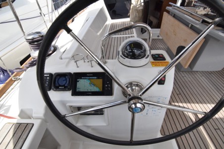 Beneteau Oceanis 41 | Yacht Charter Greece | Travelboat