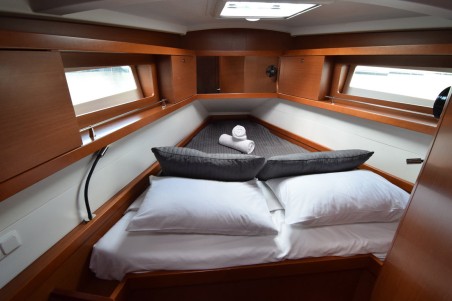 Beneteau Oceanis 41 | Yacht Charter Greece | Travelboat