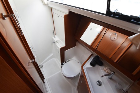 Beneteau Oceanis 41 | Yacht Charter Greece | Travelboat