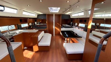 Bénéteau Oceanis 51.1 - 5 + 1 cab. Black Swan