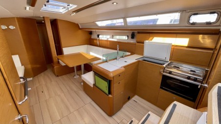 Jeanneau Sun Odyssey 449 Amelie