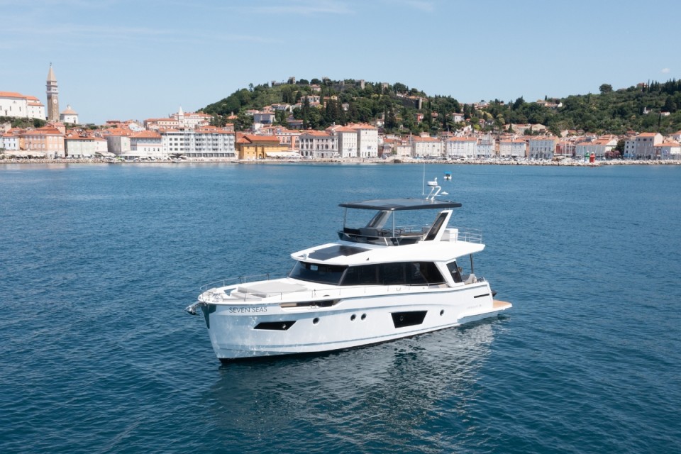 Greenline Yachts Greenline 58 Fly Seven Seas