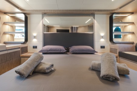 Greenline Yachts Greenline 58 Fly Seven Seas