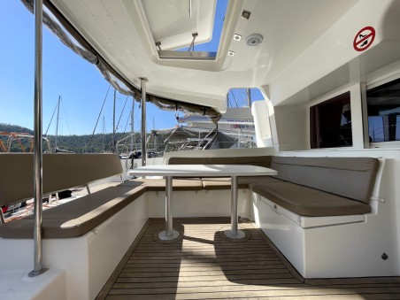 Lagoon-Bénéteau Lagoon 450 F - 4 + 2 cab. Altair
