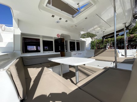 Lagoon-Bénéteau Lagoon 450 F - 4 + 2 cab. Altair