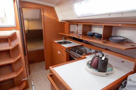 Bavaria C42 | Czarter jachtu Chorwacja | Travelboat