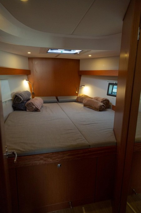 Bavaria C42 | Czarter jachtu Chorwacja | Travelboat