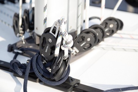 Bavaria C42 | Czarter jachtu Chorwacja | Travelboat