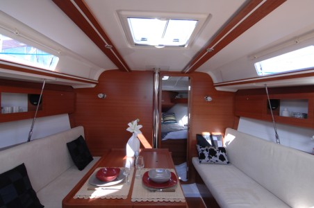 Dufour Yachts Dufour 335 GL Lara