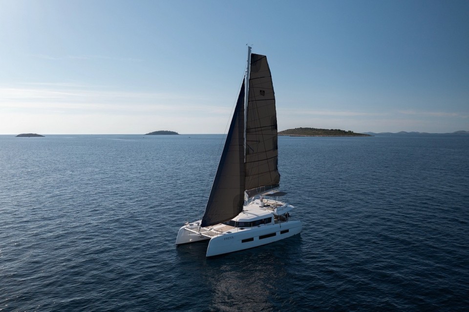 Dufour Yachts Dufour 48 Catamaran - 5 + 1 cab. Freya