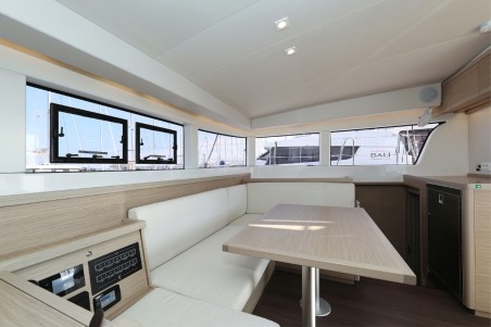 Lagoon-Bénéteau Lagoon 40 - 4 + 2 cab Lipstick