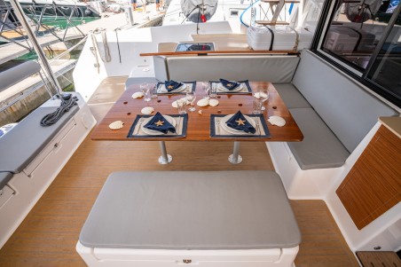 Dufour Yachts Dufour 48 Catamaran - 5 + 1 cab. Freya