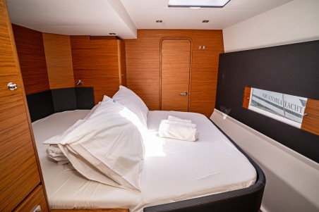 Dufour Yachts Dufour 48 Catamaran - 5 + 1 cab. Freya