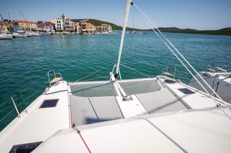 Dufour Yachts Dufour 48 Catamaran - 5 + 1 cab. LoveMarine