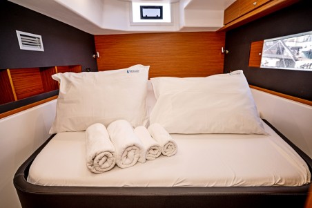 Dufour Yachts Dufour 48 Catamaran - 5 + 1 cab. LoveMarine