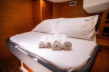 Dufour Yachts Dufour 48 Catamaran - 5 + 1 cab. LoveMarine