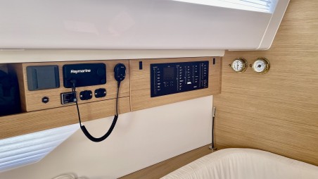 Elan Marine Elan E6 Loki