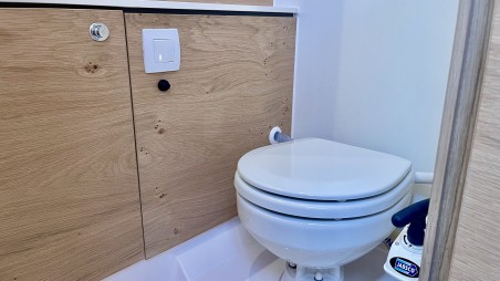 Elan Marine Elan Impression 45 - 4 cab. A'more