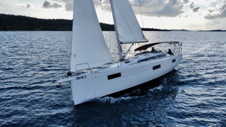 Elan Marine Elan Impression 45 - 4 cab. Aurora